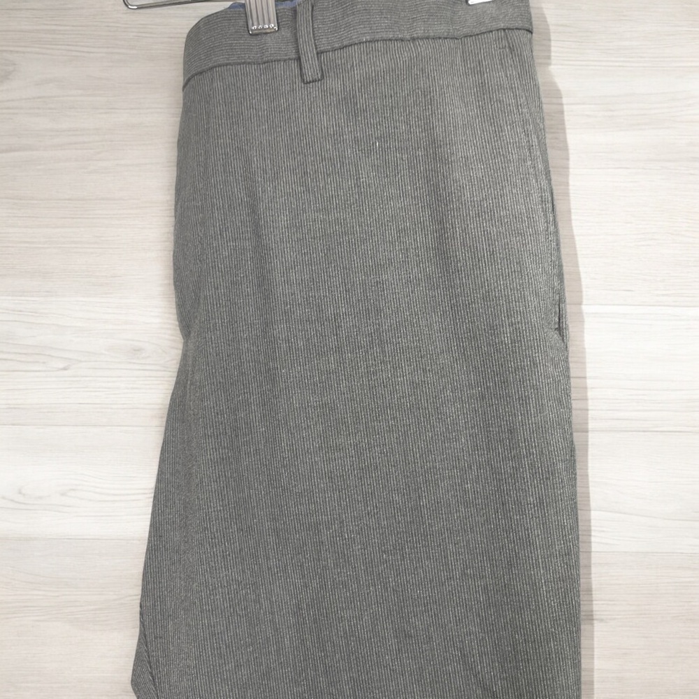 Banana Republic Factory slim Wrinkle Free Dress Pants 33/32 - Picture 4 of 5